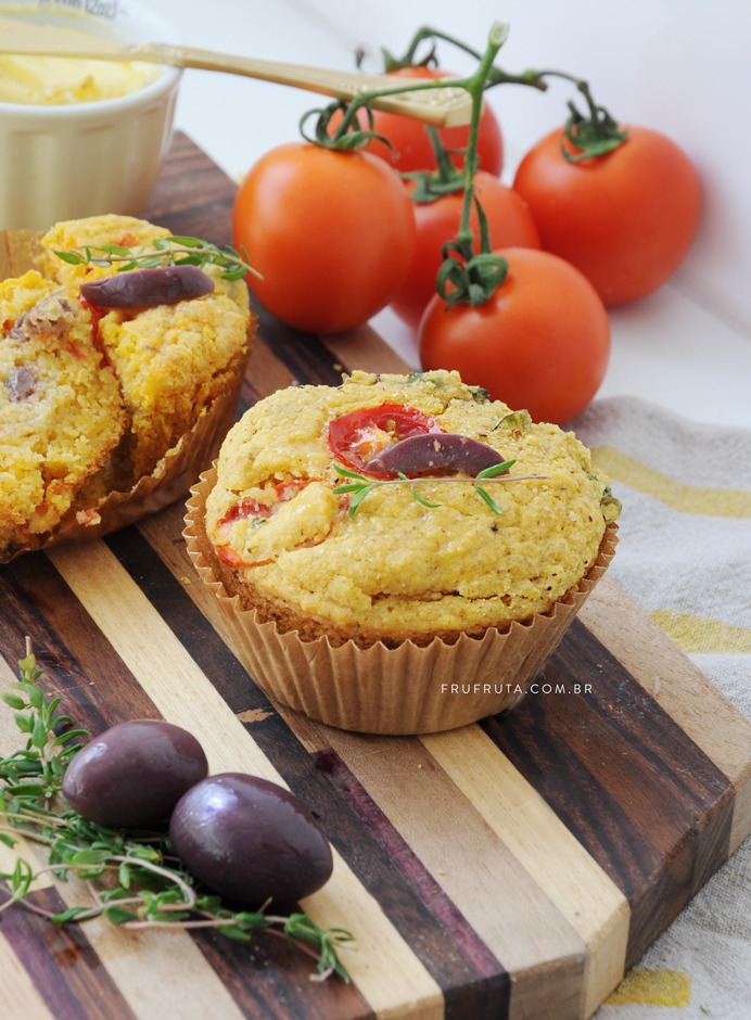 Muffin Salgado de Tomate com Azeitona Saudável - Sem Glúten, Sem Lactose, Vegano